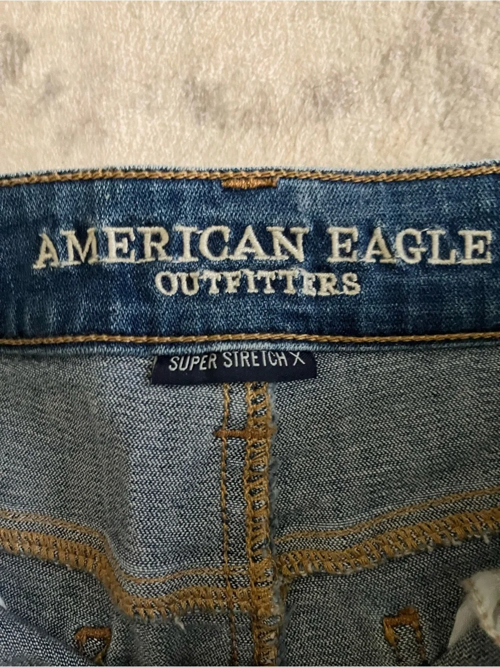 American Eagle Outfitters Dark Blue Distressed Denim Cutoff Shorts sz 4
